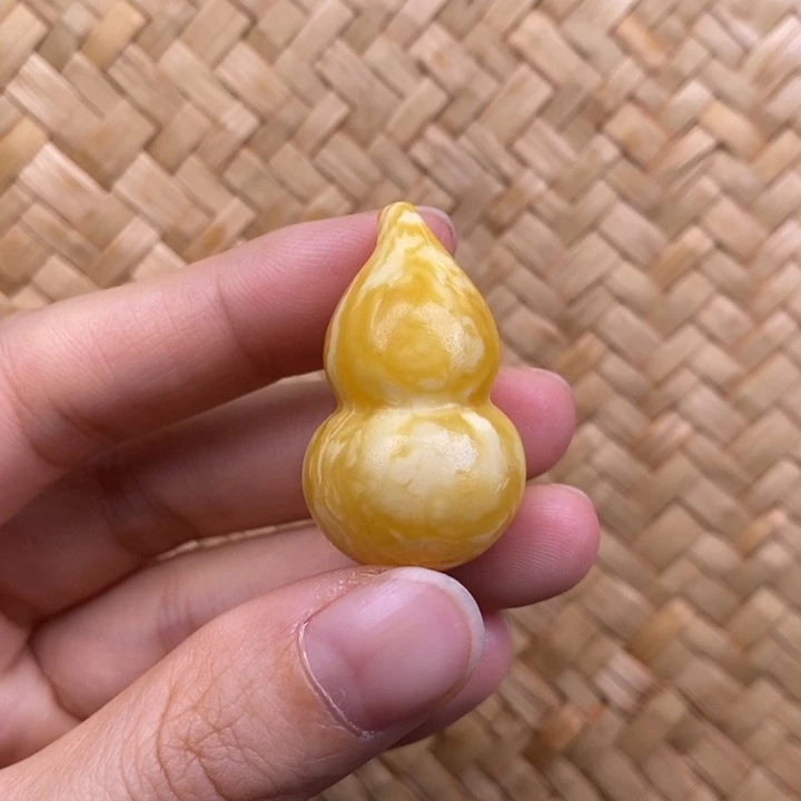 蜜蜡未镶嵌裸石蜜蜡M