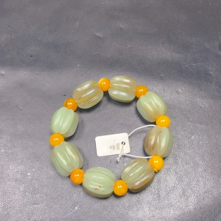 和田玉把件未镶嵌