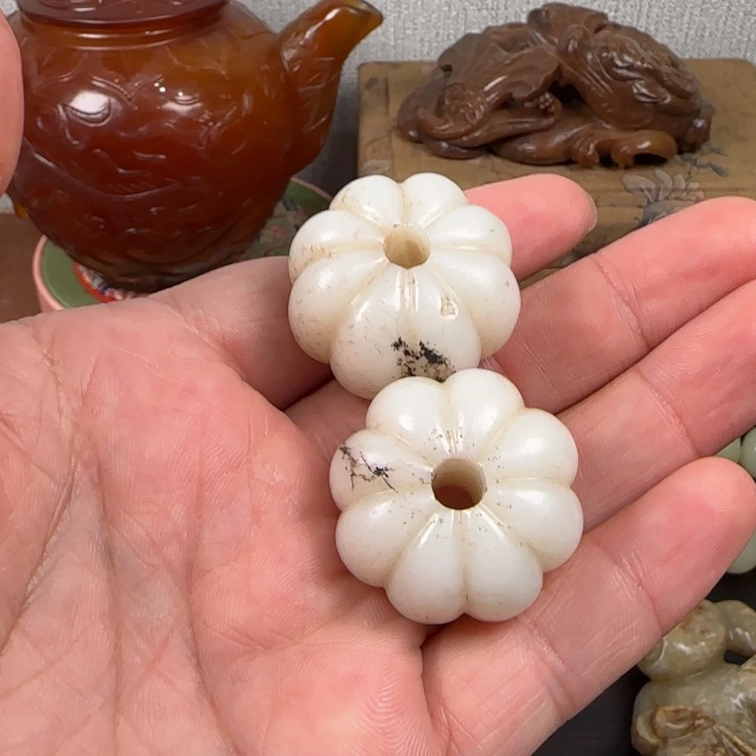 用***8非常精美的脖挂件