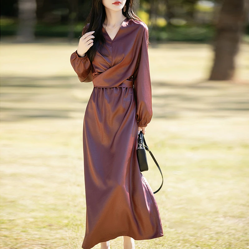 高级法式优雅连衣裙长袖缎面新款收腰秋季气质设计长裙显瘦裙子