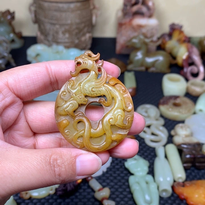 和田玉挂件未镶嵌隔**望