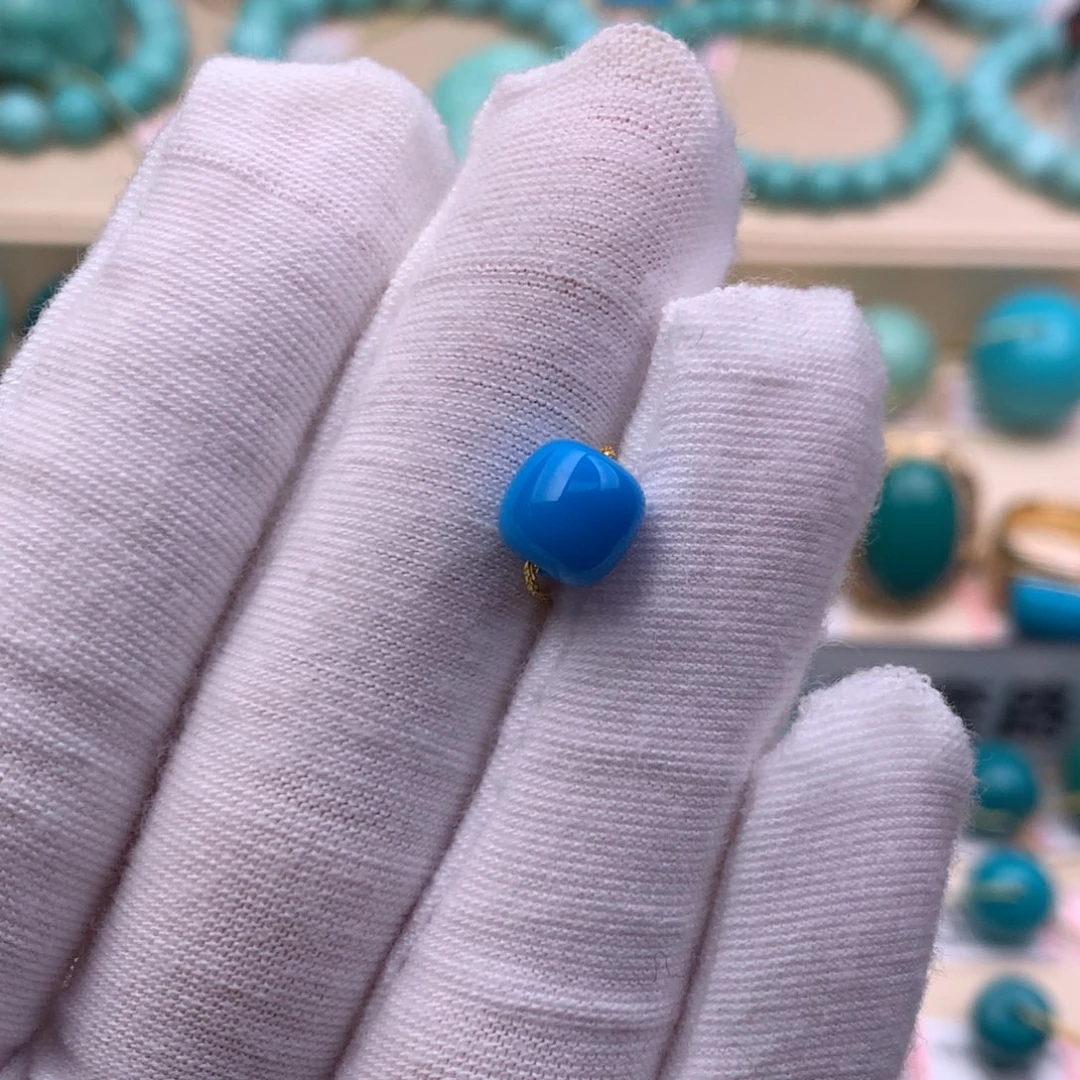 绿松石未镶嵌珠宝奇石7.6