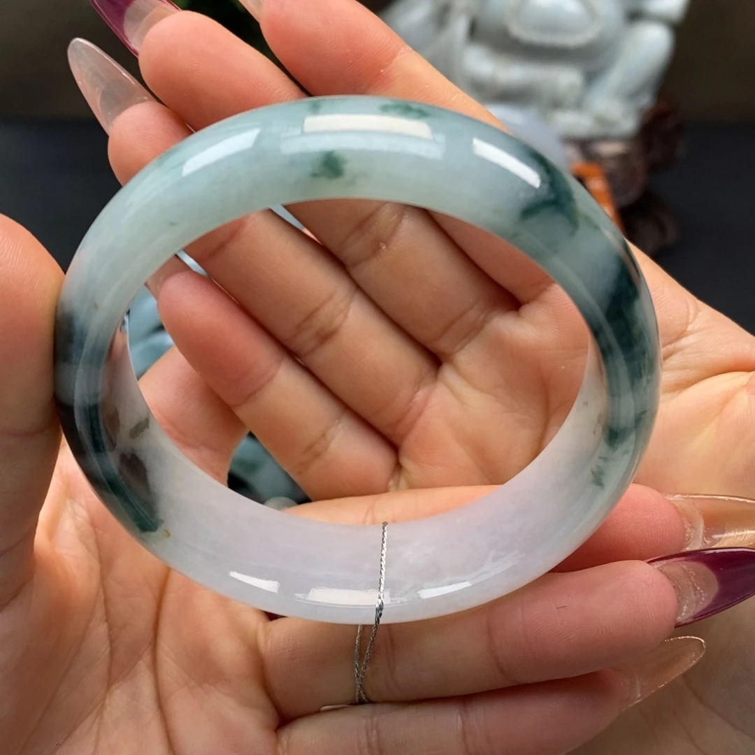 翡翠手镯未镶嵌天然