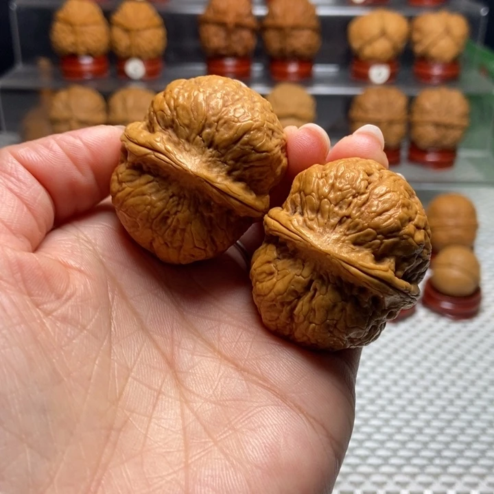 文玩核桃把件20战神元宝