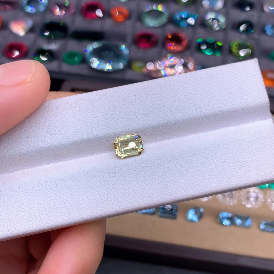 蓝宝石裸石未镶嵌1.54克拉