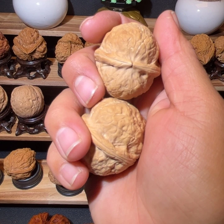 文玩核桃吊坠滇西9