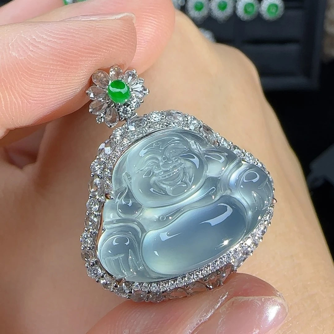 翡翠18K金镶嵌颈饰天然翡翠