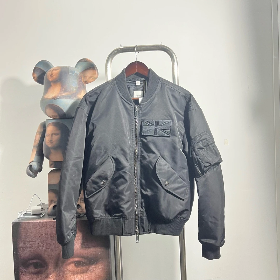 99新 BURBERRY/博柏利 sf巴宝莉飞行员夹克 S1104 尺码：46