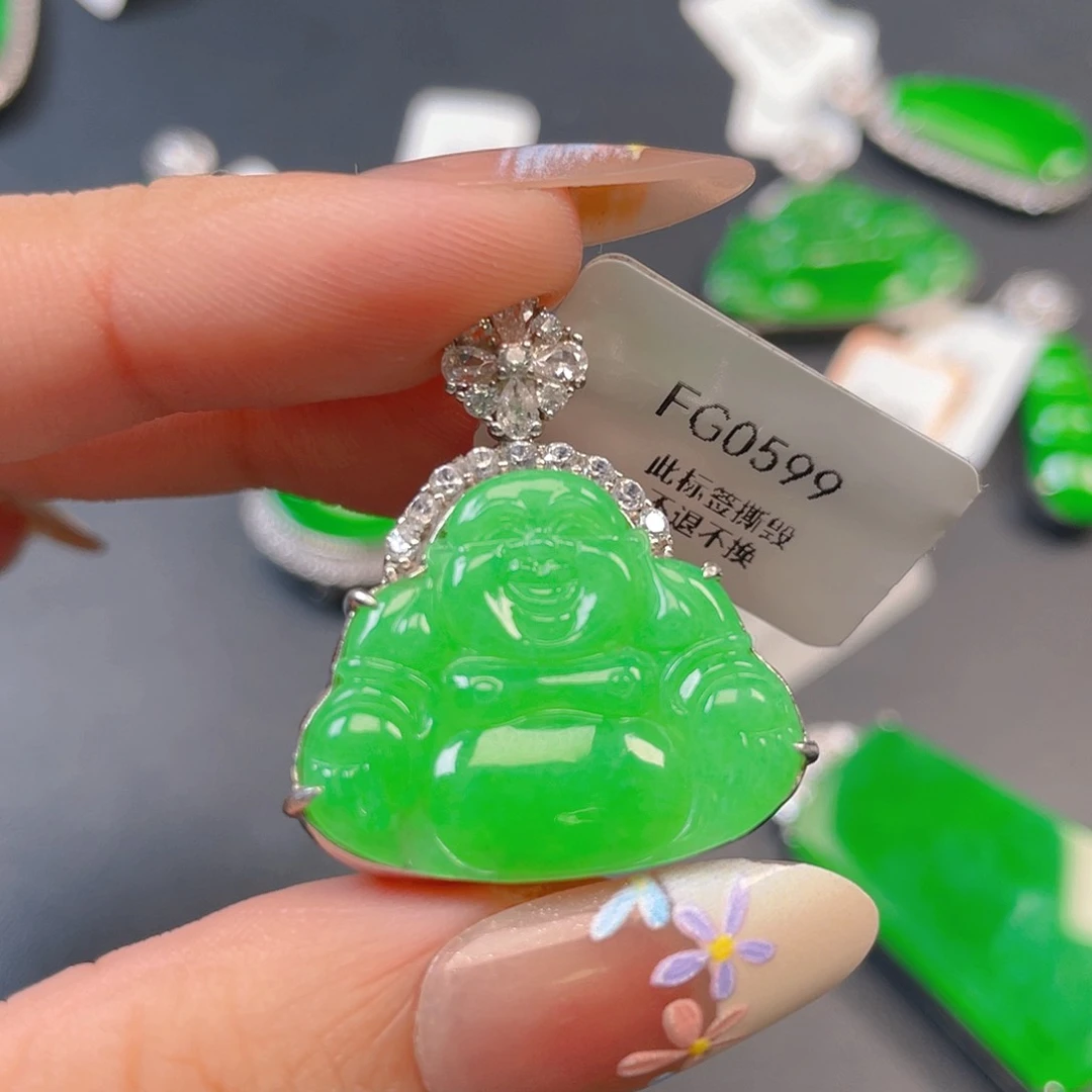 【闪购商品】颈饰银S925镶嵌翡翠请****?翡翠