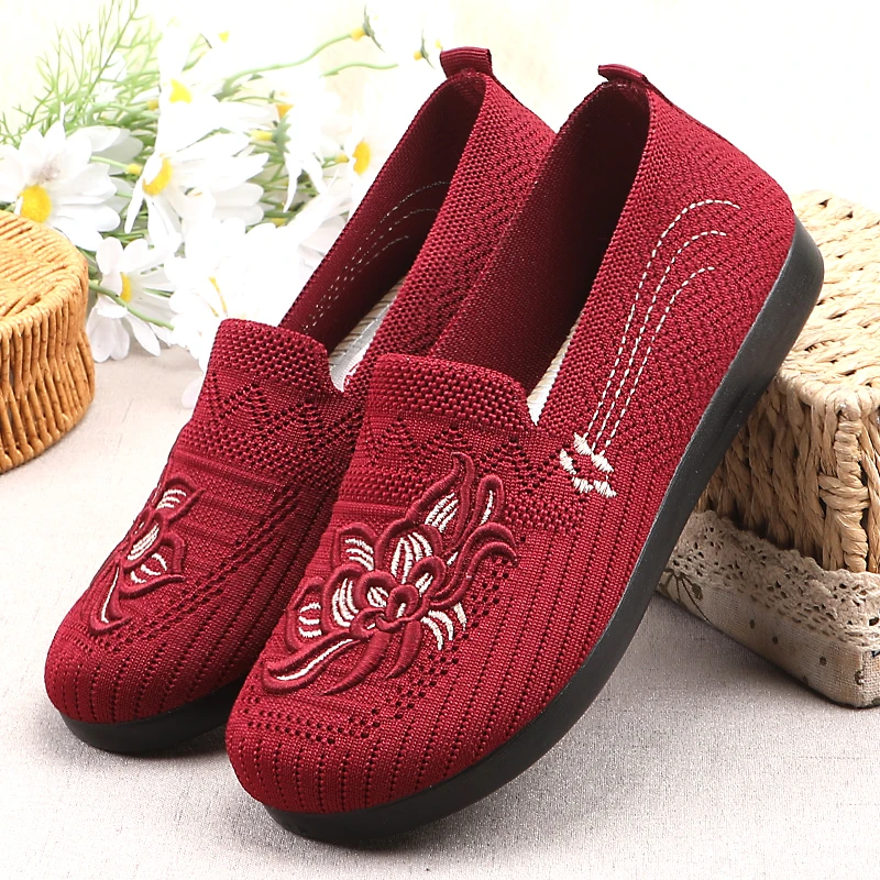 老北京布鞋女春夏平底中老年人单鞋透气舒适奶奶鞋软底防滑妈妈鞋