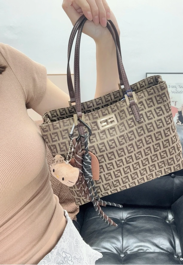 95新 FENDI/芬迪 全原老花托特包/秋境 05554