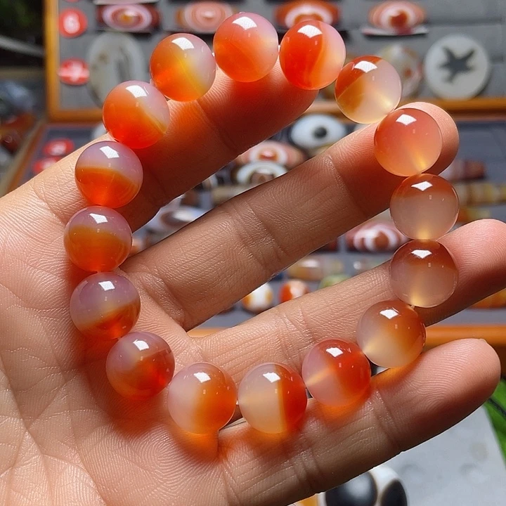 玛瑙/玉髓颈饰未镶嵌没**族