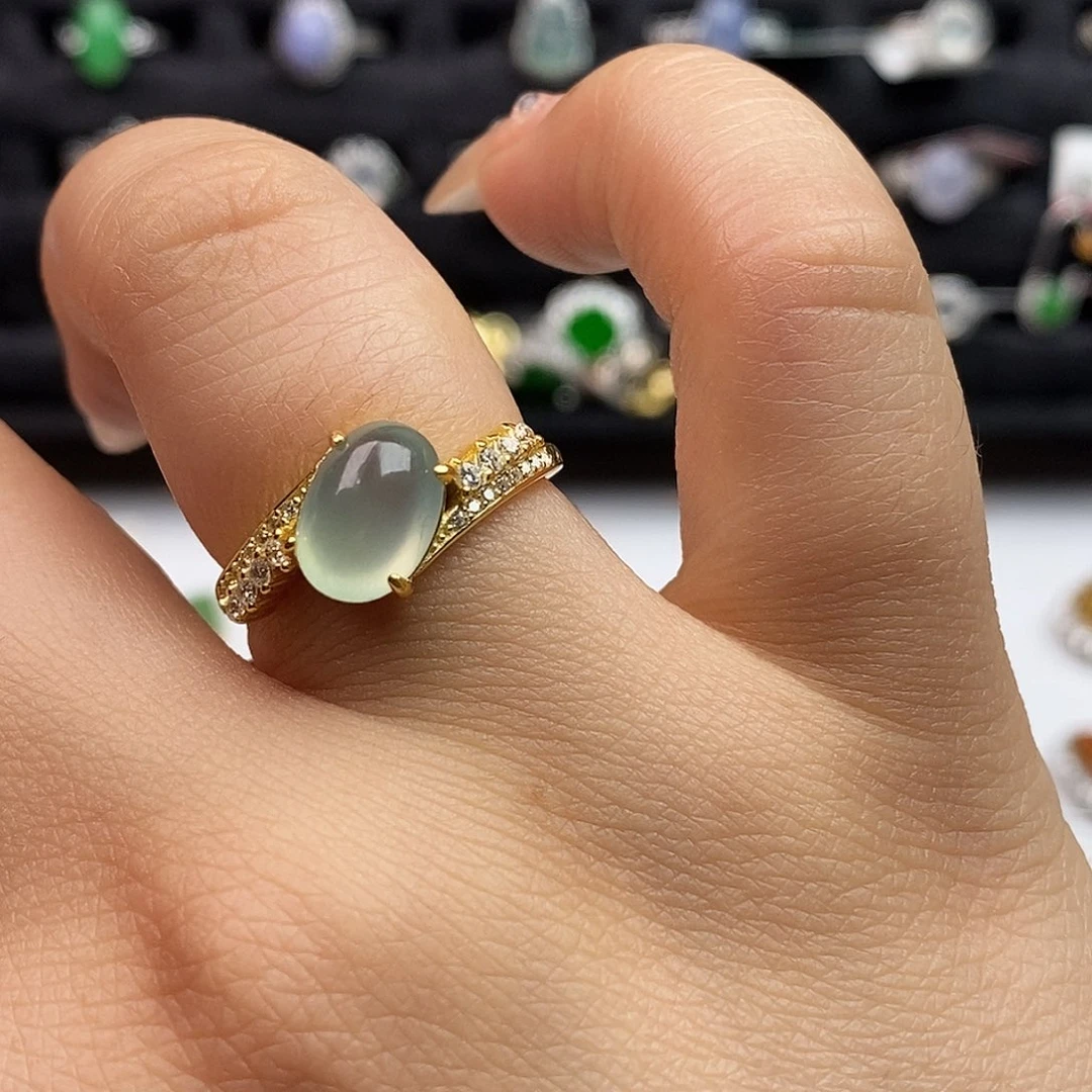 翡翠未镶嵌戒指翡翠