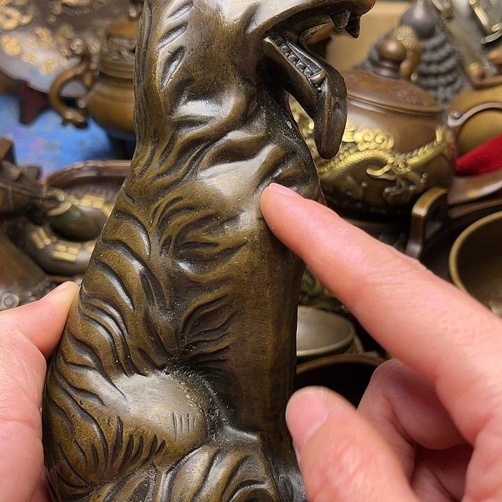 精美铜器批发档口