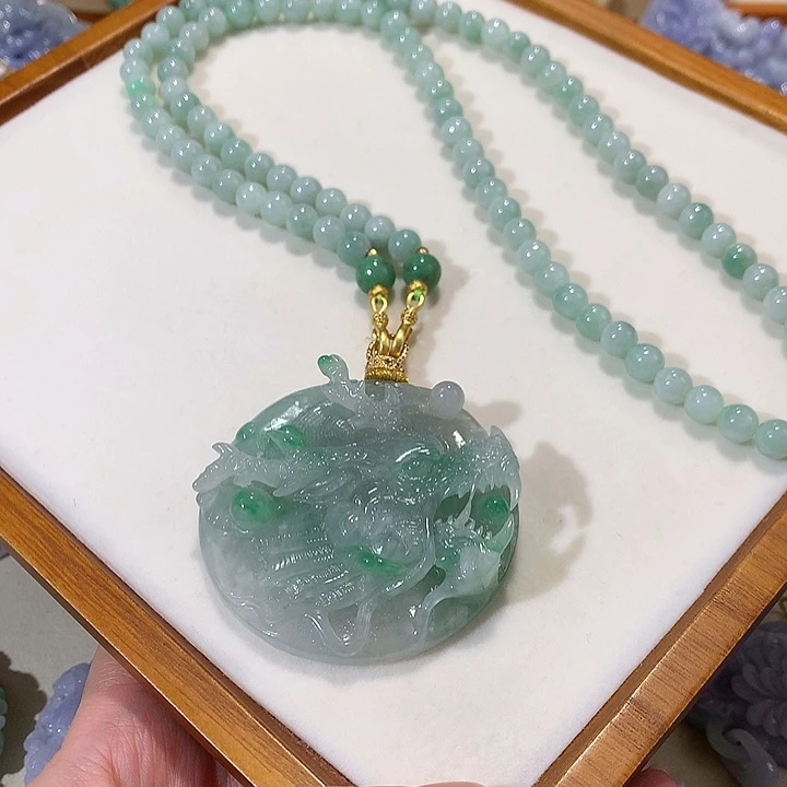 翡翠未镶嵌颈饰翡翠吊坠