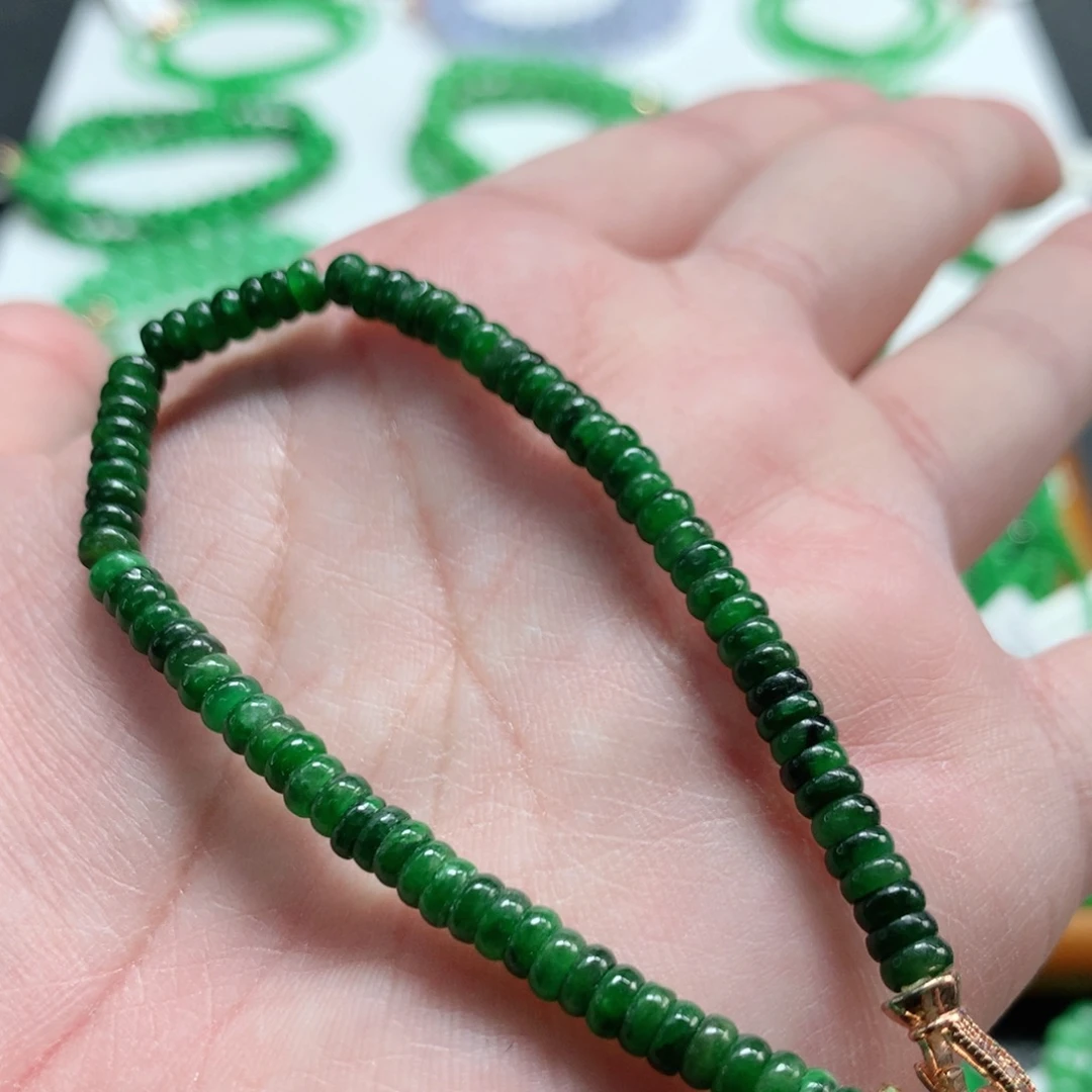 翡翠未镶嵌手链翡翠