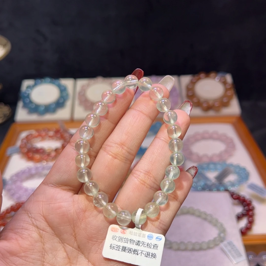 葡萄石手串未镶嵌三*块葡萄石7.6m m