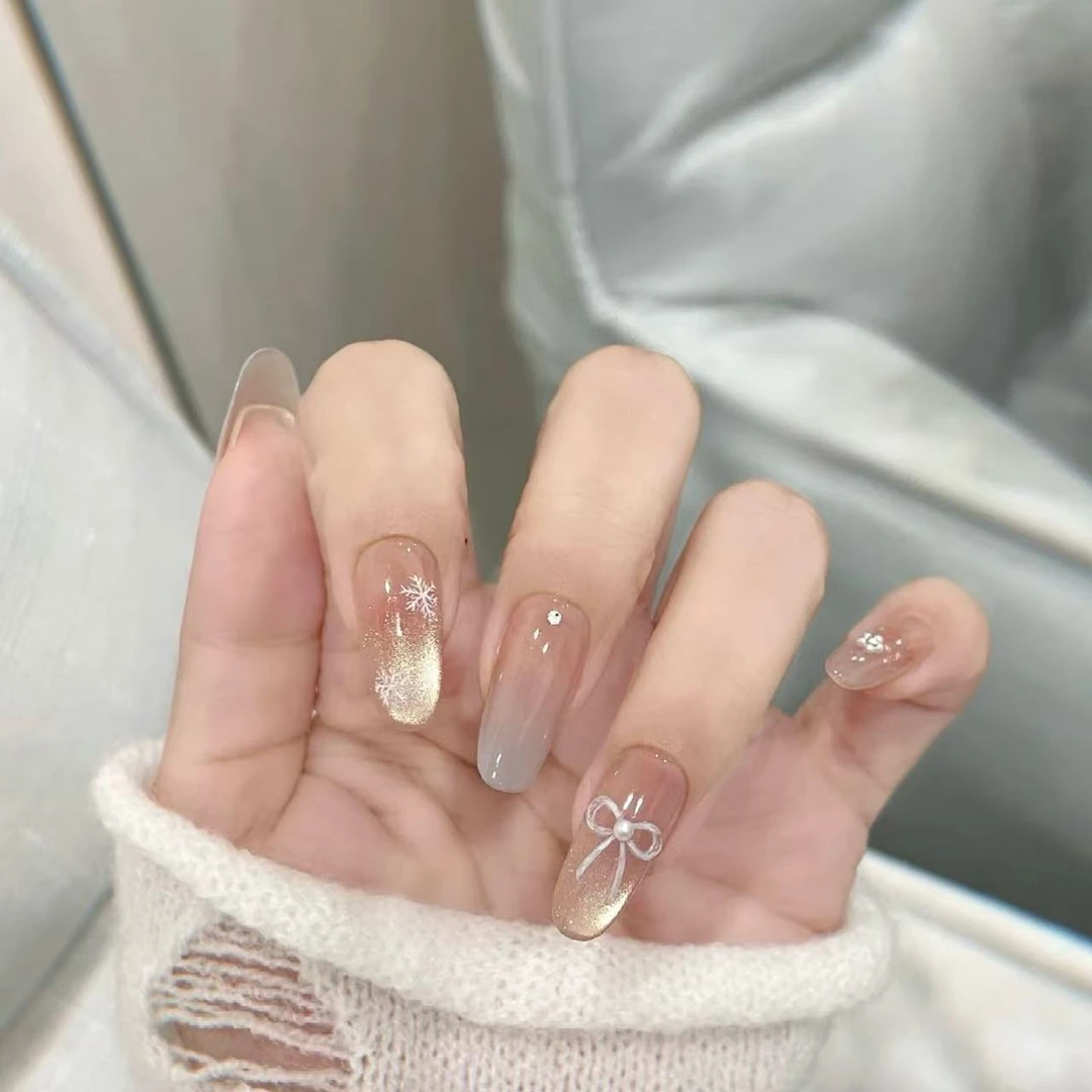 【冰透蓝雪花】新款冰透蓝蝴蝶结高颜值猫眼清冷显白高级穿戴甲