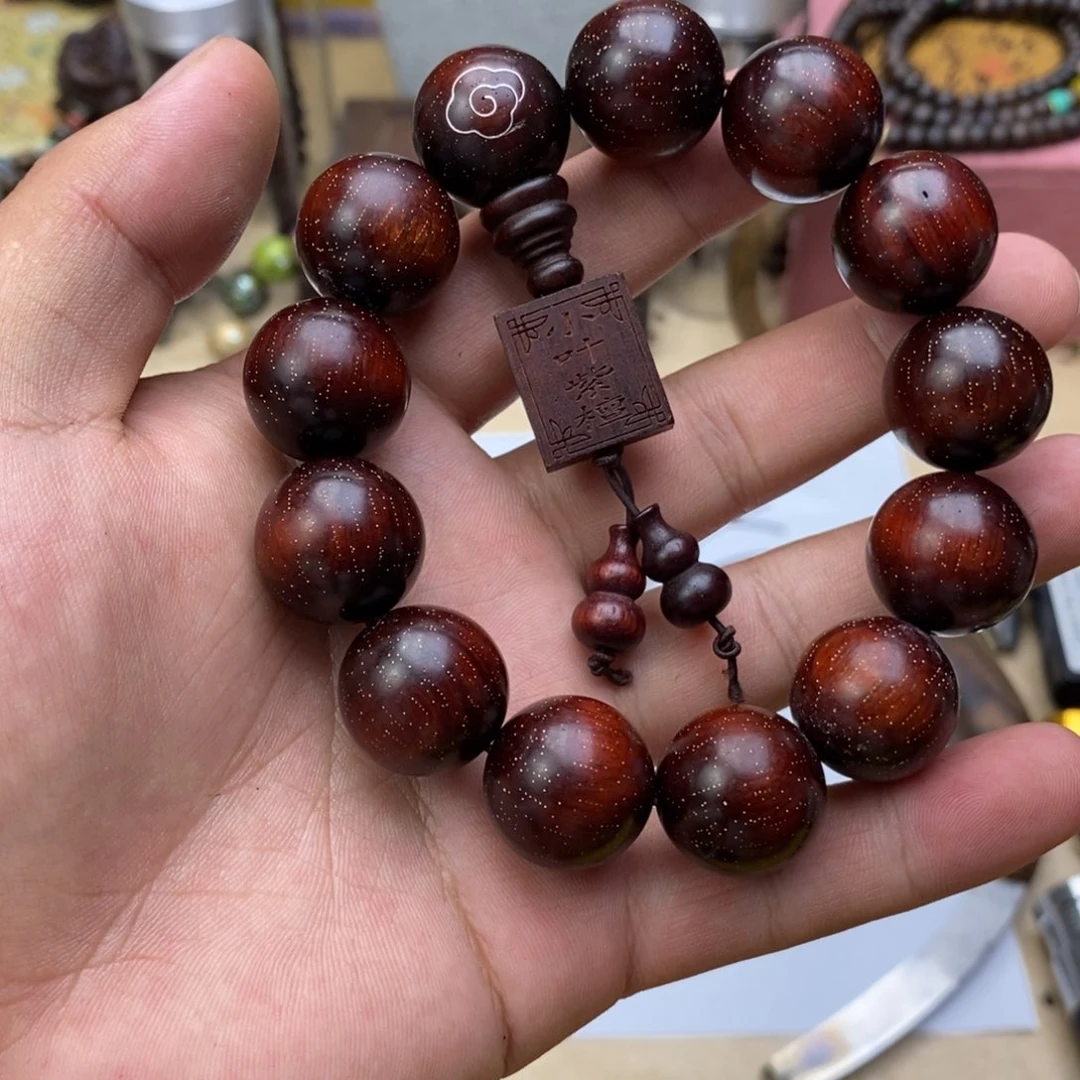 大叶紫檀（黑酸枝木类）