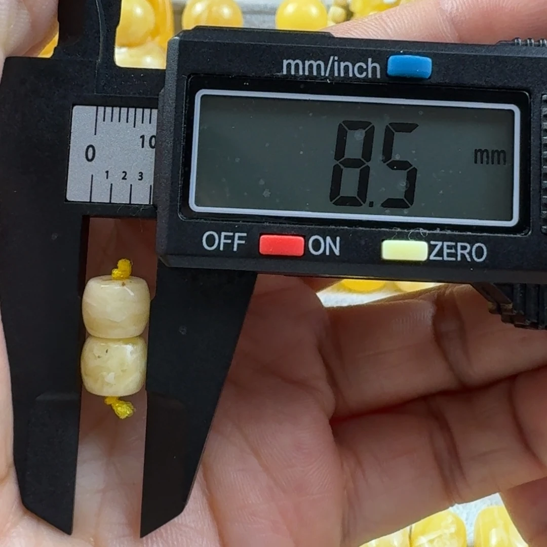 蜜蜡未镶嵌裸石12杂