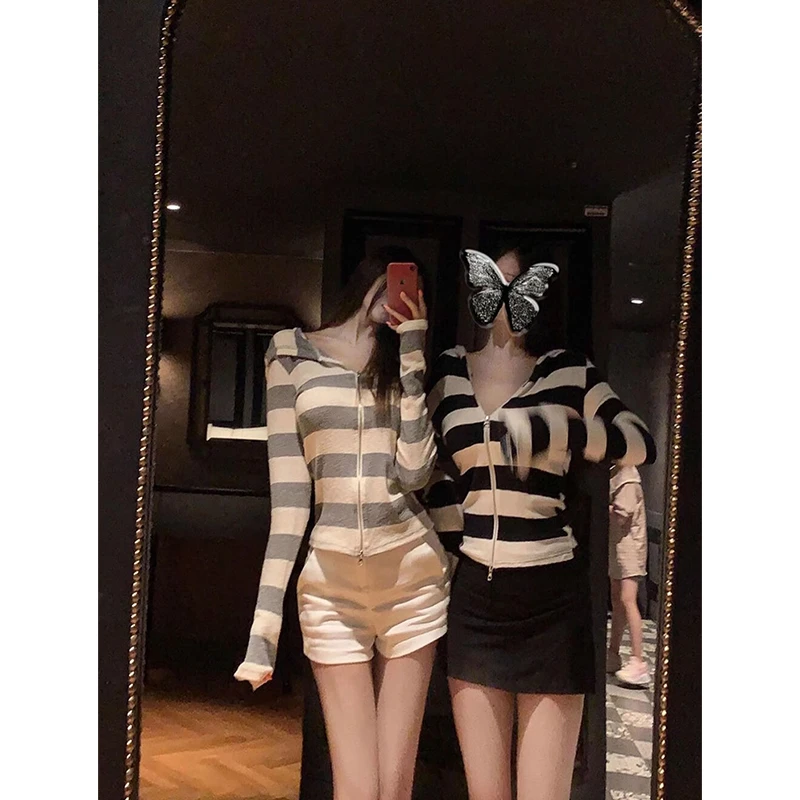 韩系高级感条纹连帽短外套女装早秋宽松显瘦外套开衫时尚通勤上衣