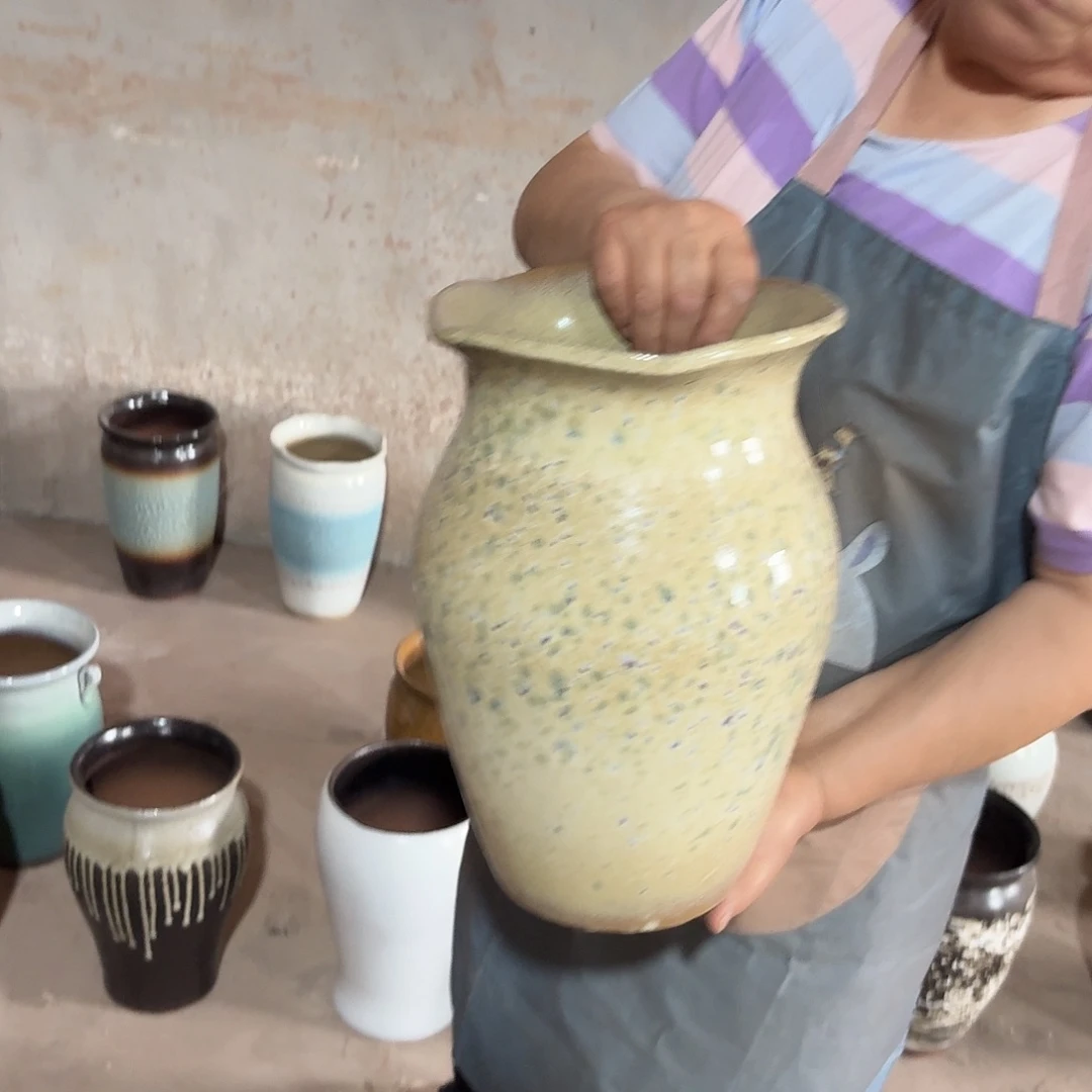 紫砂花盆口20高32一个