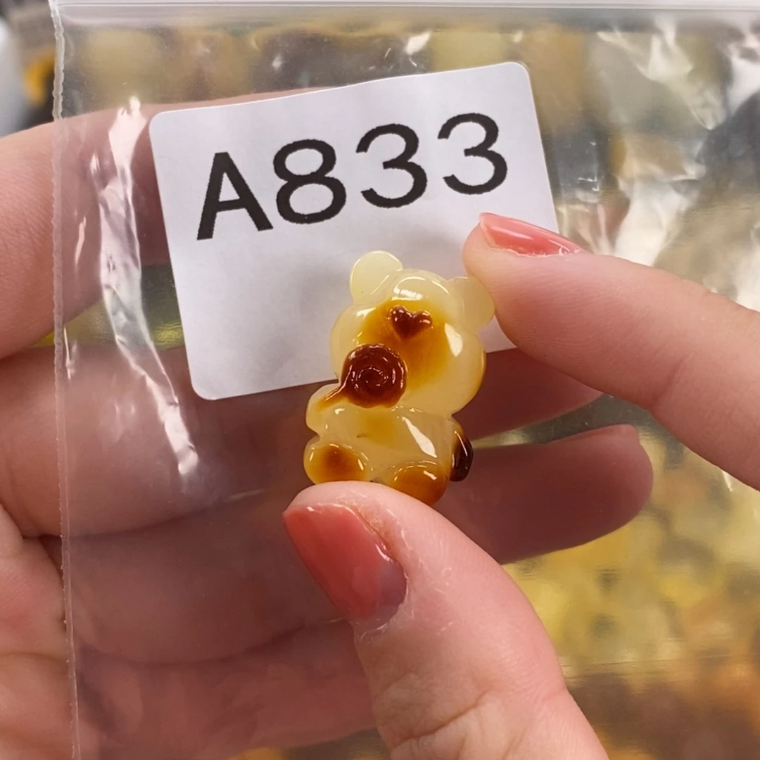 琥珀未镶嵌珠宝奇石