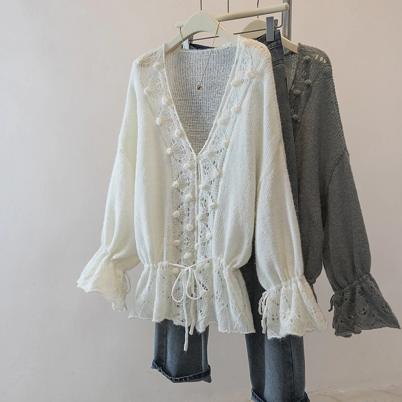 大码女装胖mm秋季新款法式V领设计感减龄抽绳镂空针织衫开衫上衣