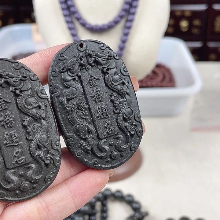 珠串帝王级大龙涎金榜提名