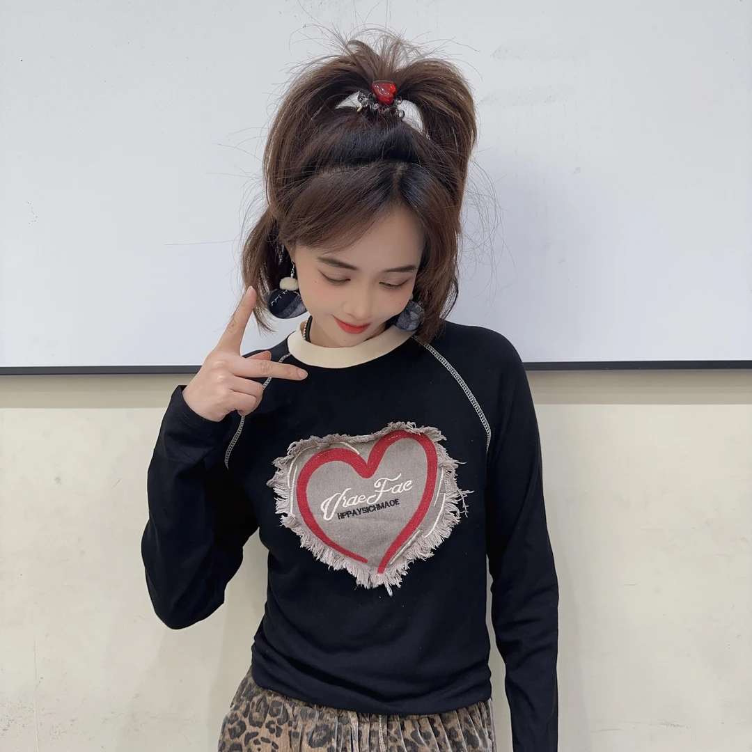 【加绒爱心流苏上衣】6613