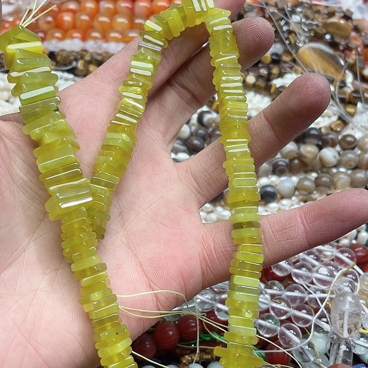 玛瑙/玉髓珠宝半成品未镶嵌一条10-12mm岫玉隔片