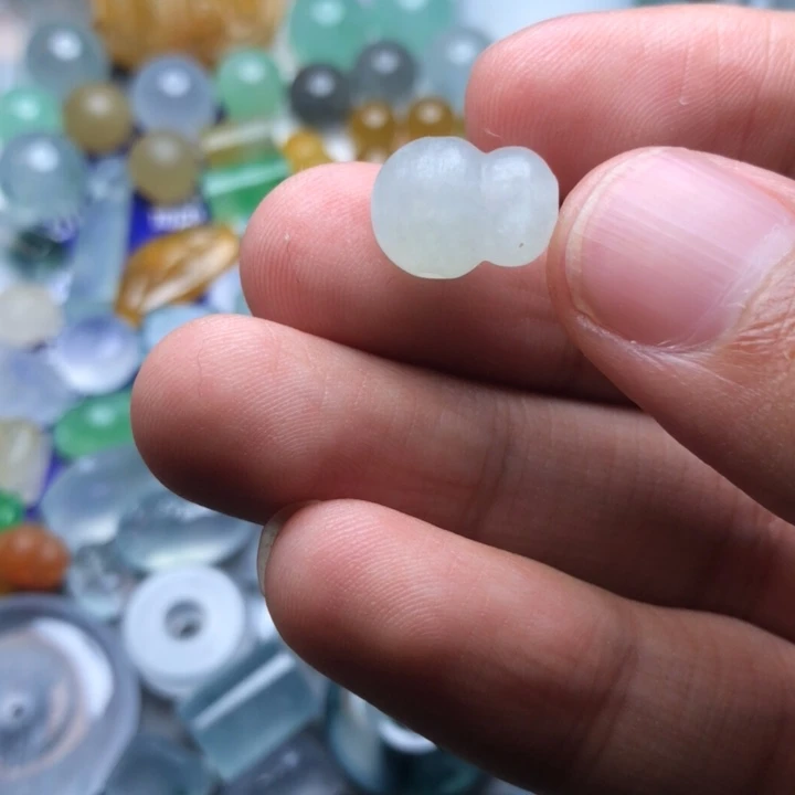 未镶嵌定制翡翠来****面挂件