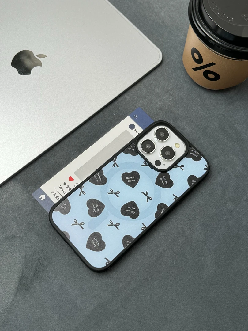 黑色爱心蝴蝶结适用于苹果iPhone16promax/15plus/14/13/12手机壳