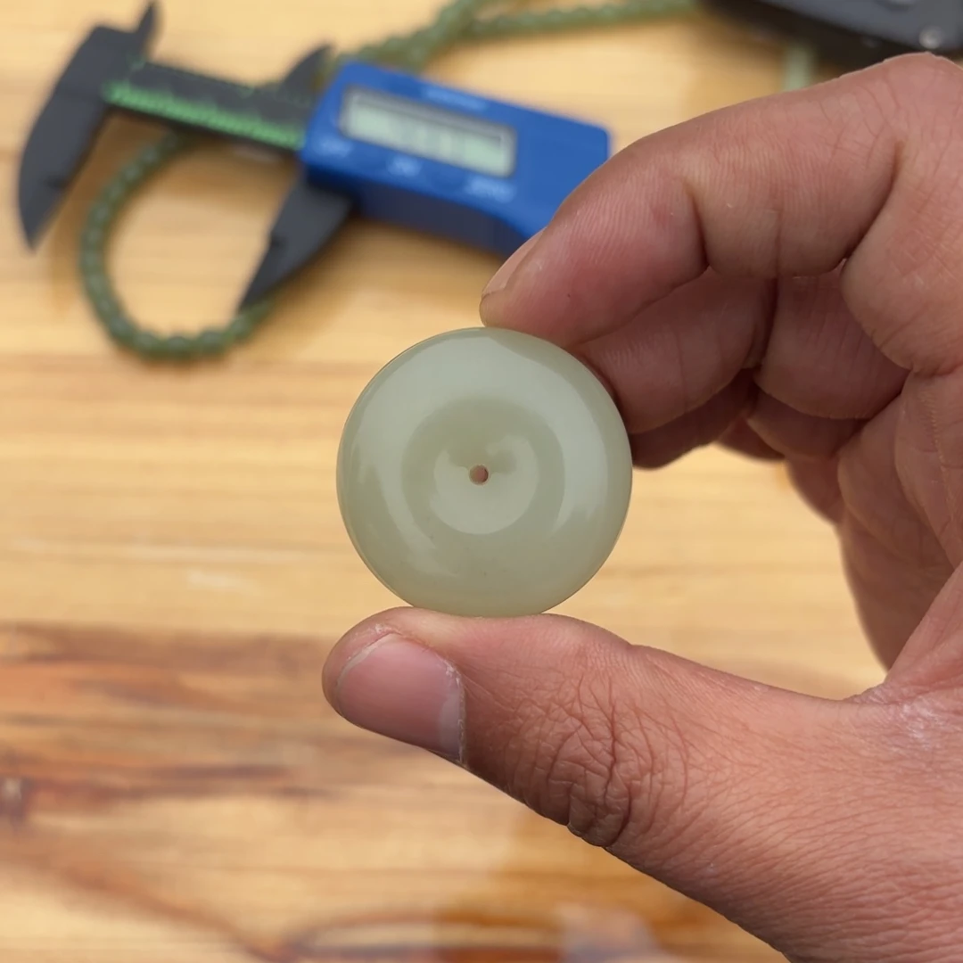 和田玉平安扣定制不退换31尺寸未镶嵌