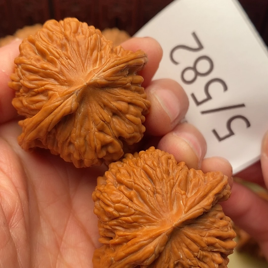 文玩核桃把件42汉高楼