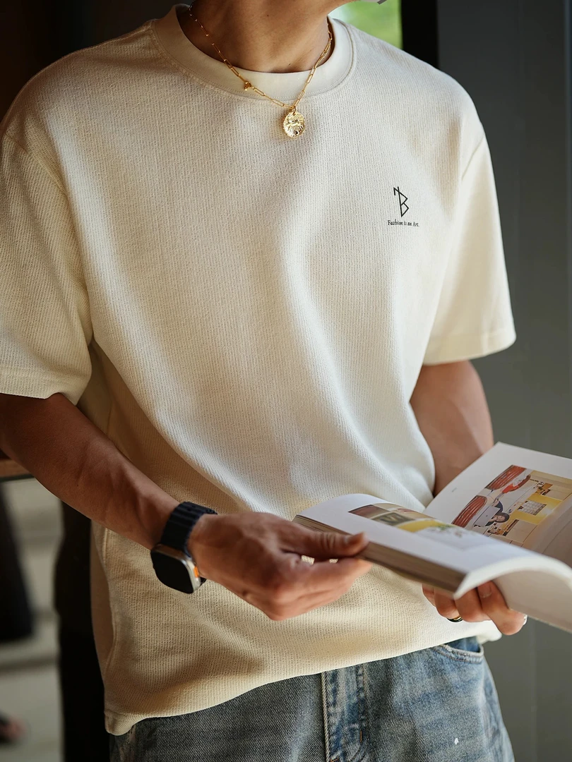 港风简约男士基础款提花暗纹短袖T恤夏季潮流新款白色半袖t恤