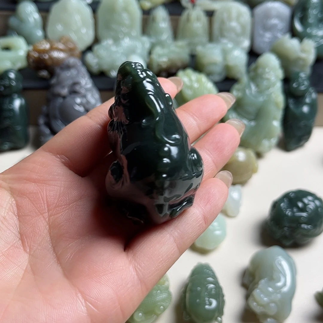 未镶嵌和田玉把件