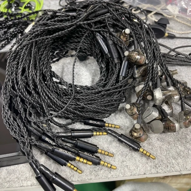 9新 捡漏soul有线一圈一铁HiFi耳机(不良)