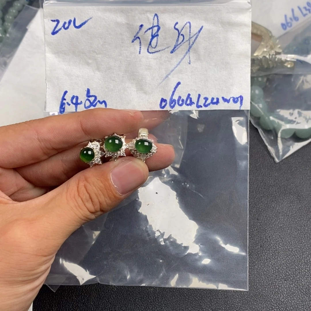 健***身未镶嵌定制翡翠缅甸翡翠