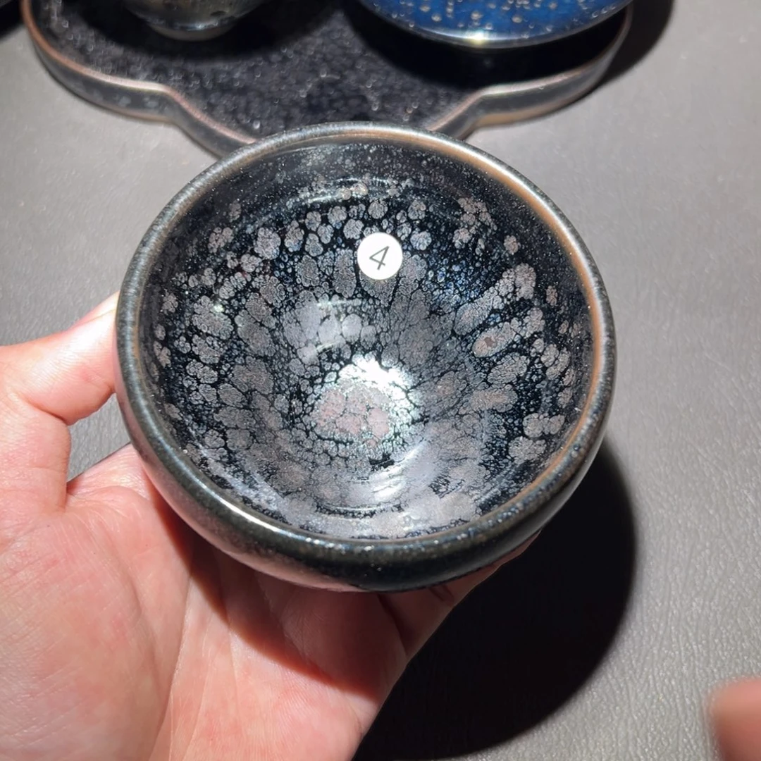 茶盏好好我等了两分钟