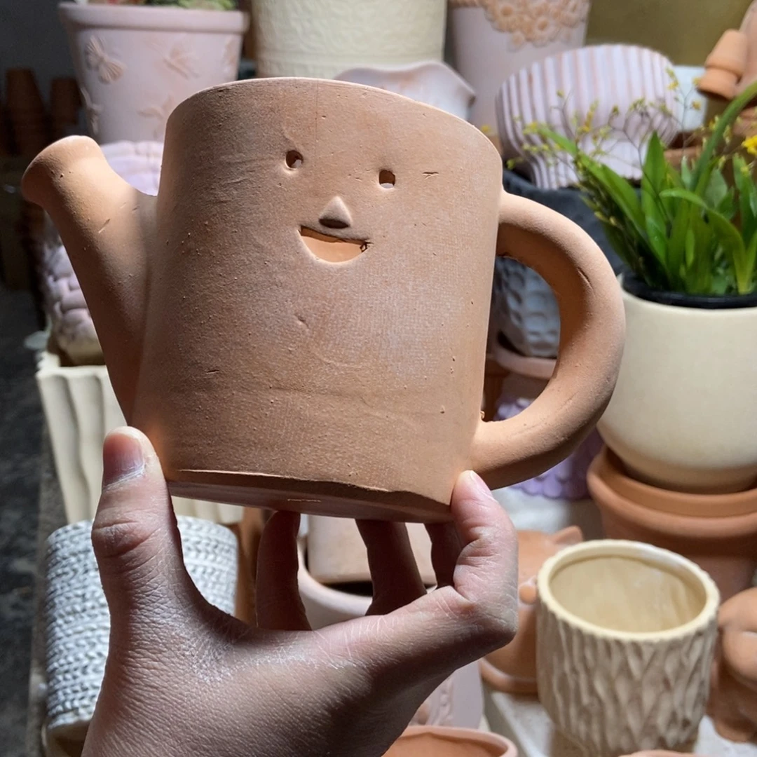 17×10手工笑脸水壶花盆 粗陶1个