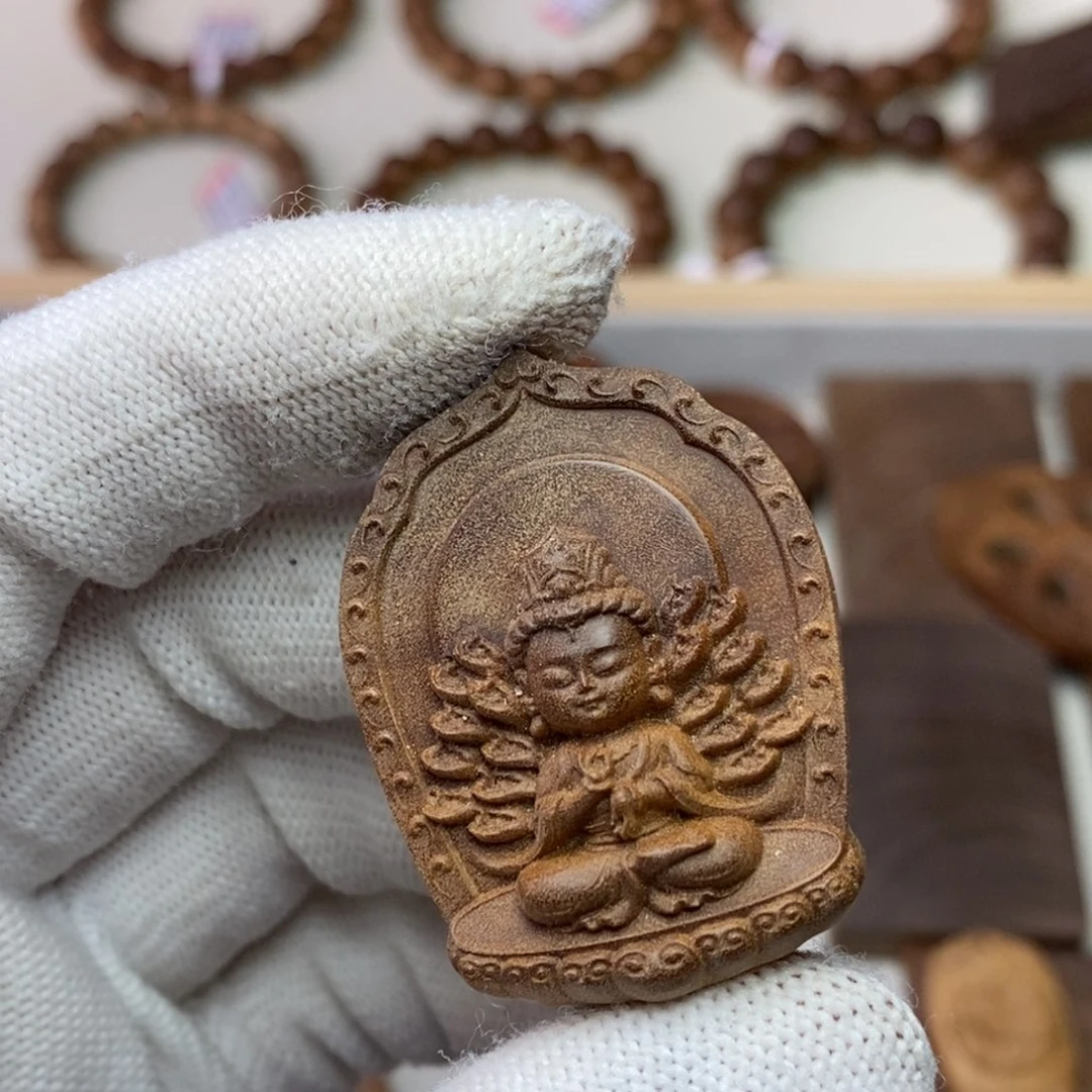 檀香木吊坠印度迈索尔老山檀4.0*3.0千手观音福利款