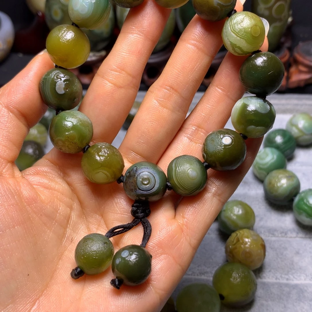 玛瑙/玉髓裸石未镶嵌长*哥