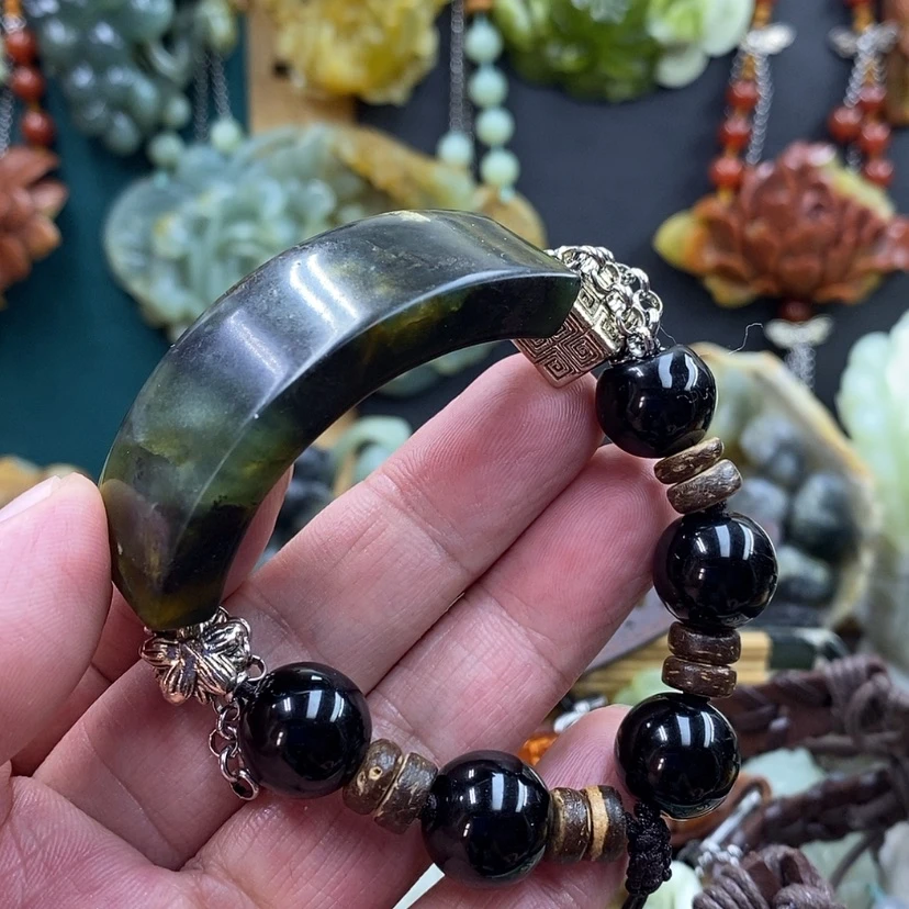 【闪购商品】未镶嵌岫玉手牌