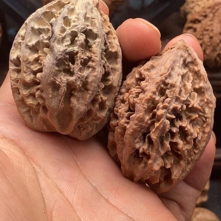 文玩核桃吊坠靳*杰阴皮29