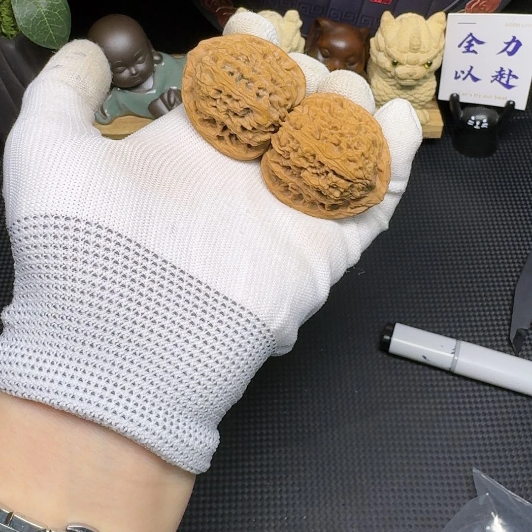文玩核桃吊坠X****）41南疆