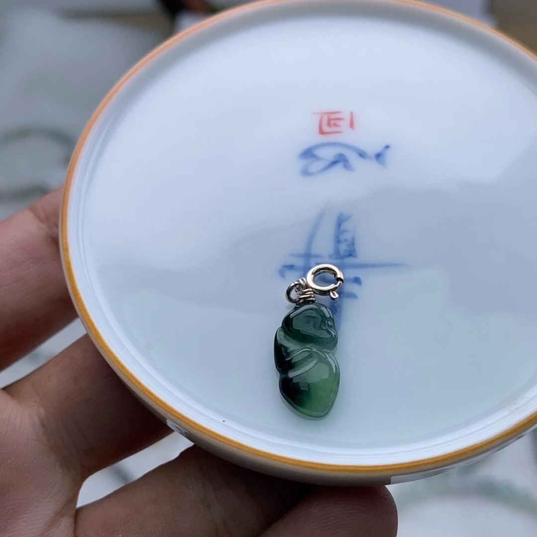 翡翠散珠小提溜一个