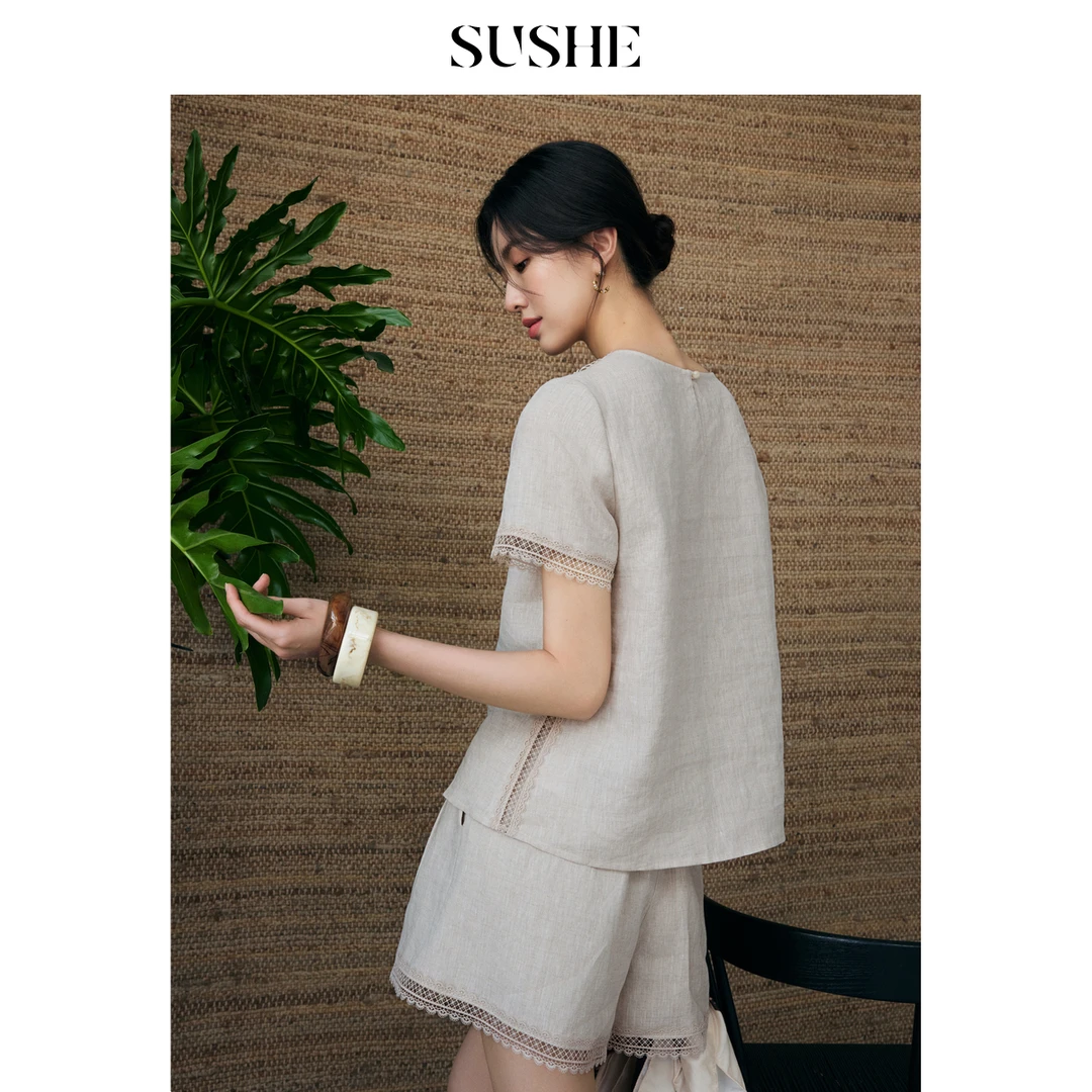 束皙SUSHE 叠香 亚麻设计镂空蕾丝短袖T恤上衣松紧腰三分短裤套装