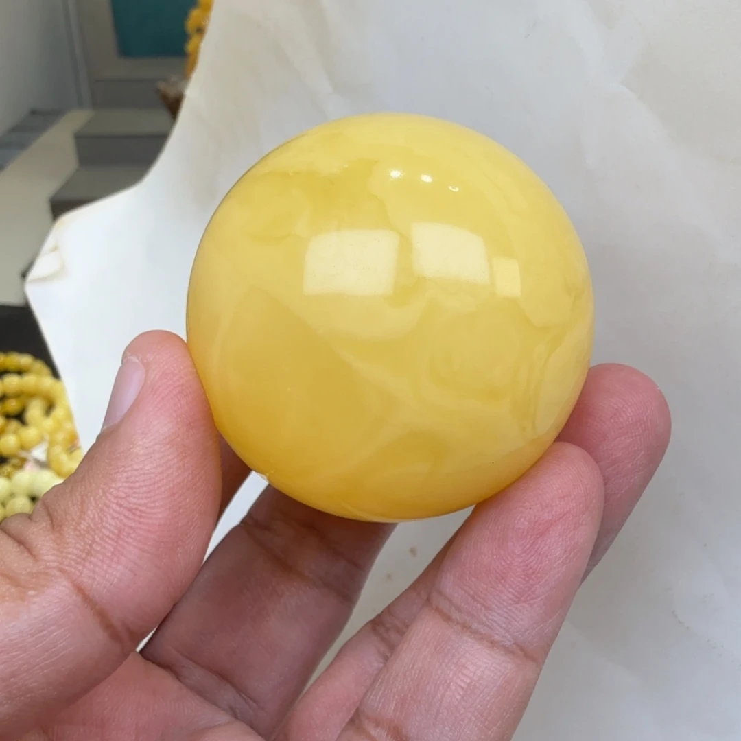 富***方裸石蜜蜡未镶嵌49加66克