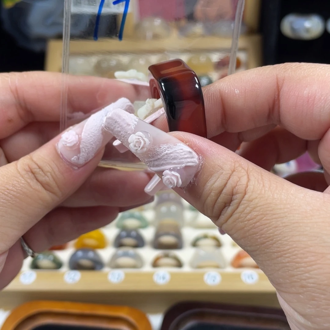 玛瑙/玉髓未镶嵌戒指77号港18直径18.4（非质量问题.不退不换）